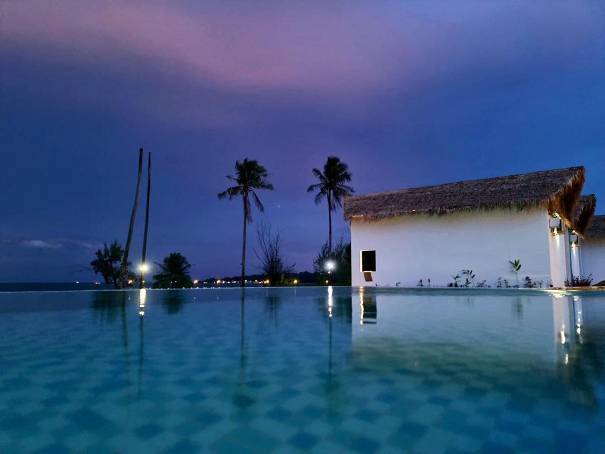 Hotel Luna Koh Rong Pagoda Beach Exterior foto